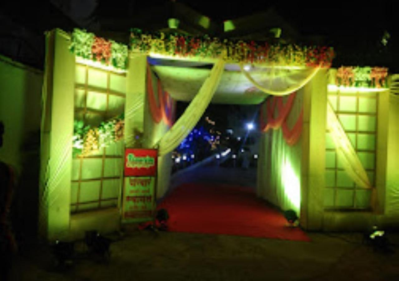 Hotel Blue Paradise Chandrapur Екстериор снимка