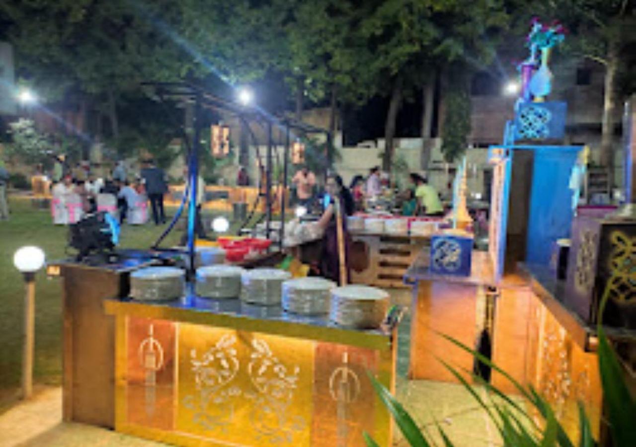 Hotel Blue Paradise Chandrapur Екстериор снимка
